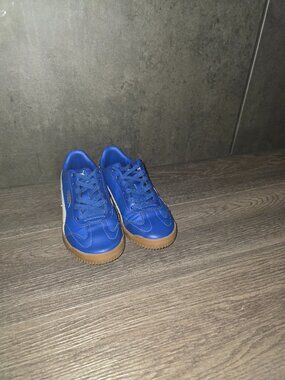 Puma Royal Blue Kids Sneakers with White Formstrip and Gum Sole
